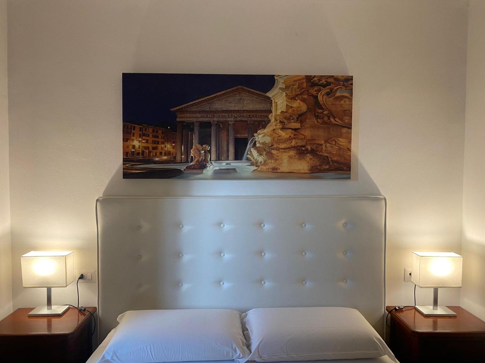 Romulus Rooms Exteriér fotografie
